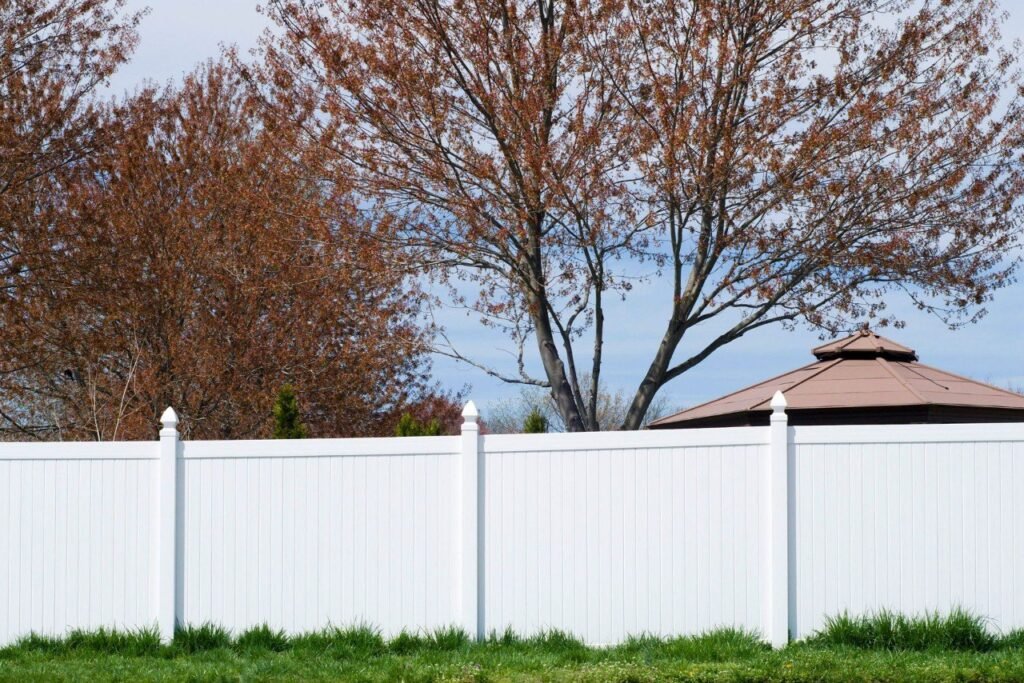 guidelines for building fences on shared driveways in nz