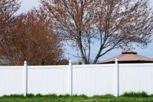 guidelines for building fences on shared driveways in nz