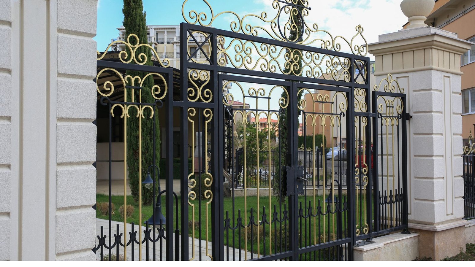 Metal Gates